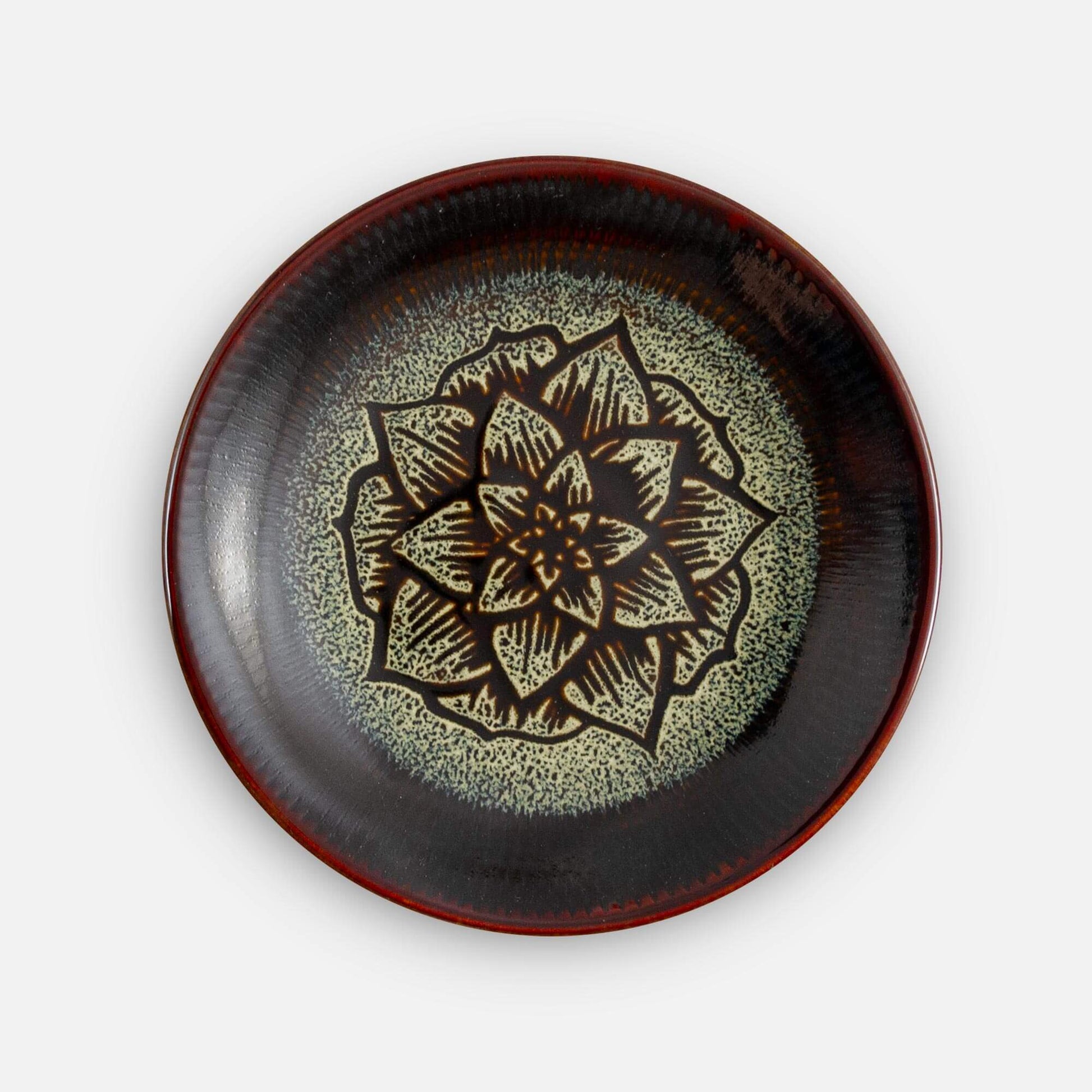 Handmade Pottery Rimless Dinner Plate made by Olyssia Designs LLC  in US in Hamada Celtic Rose Pattern