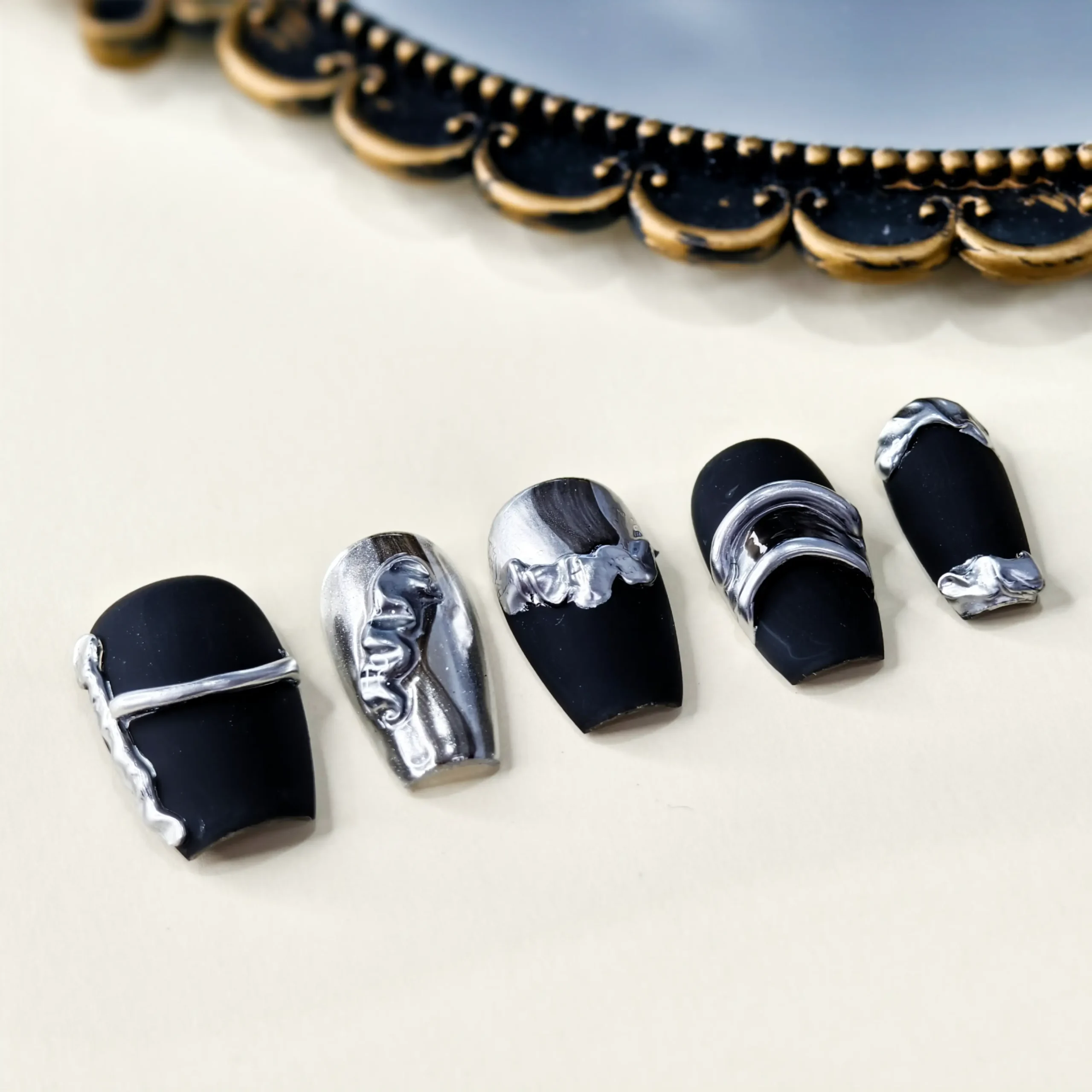 Amadela Sweet Cool Everyday Press-On Nails - Image 4
