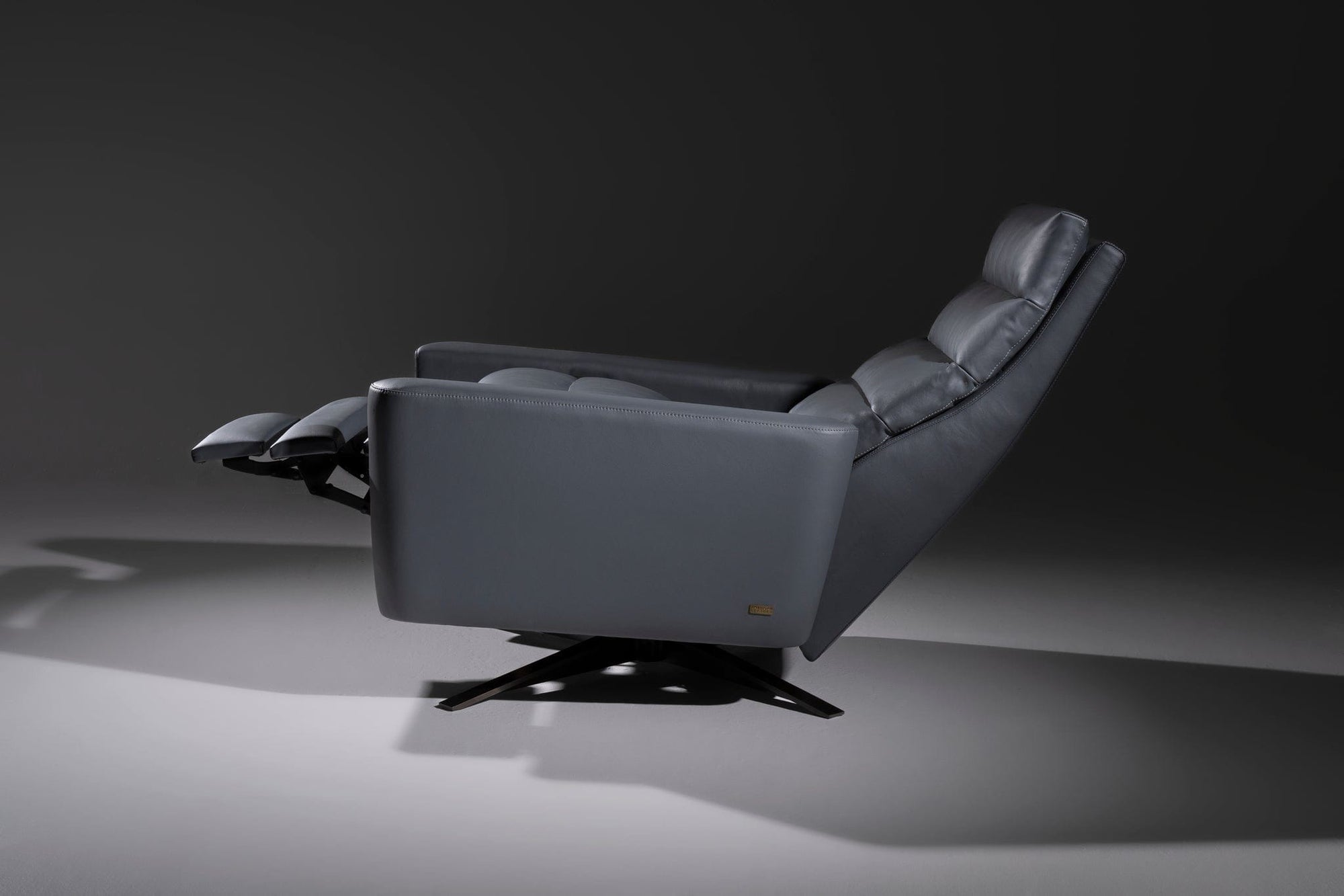 American Leather Cirrus Comfort Air Echo Recliner