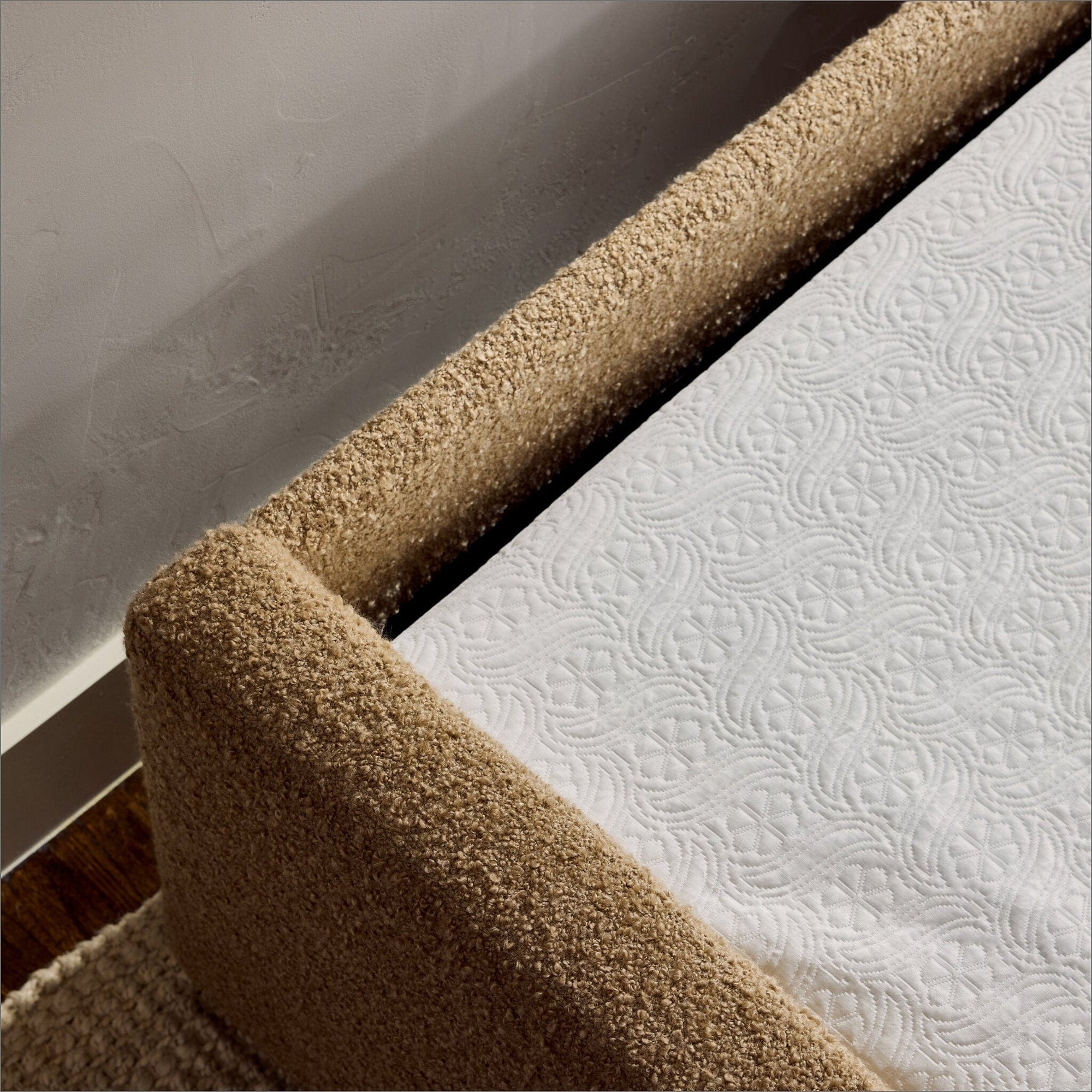 American Leather Palmer Comfort Sleeper Silver