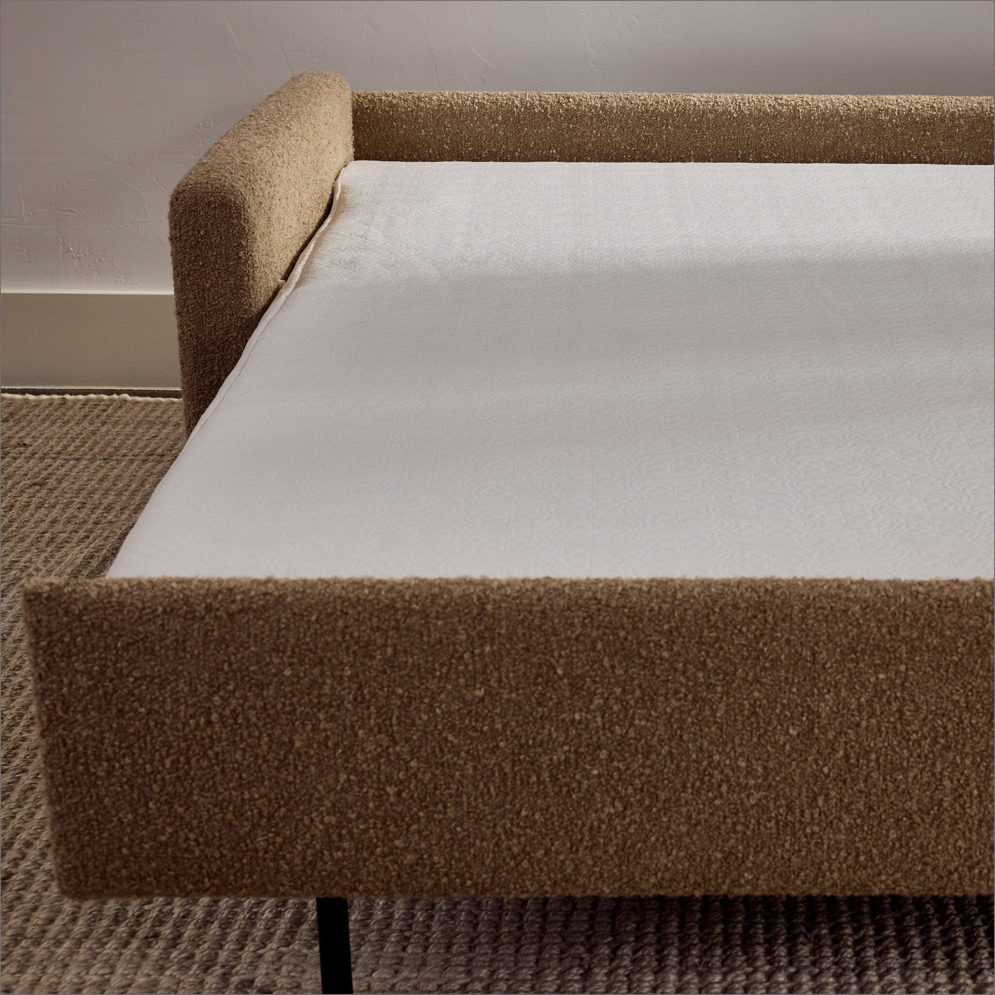 American Leather Palmer Comfort Sleeper Silver