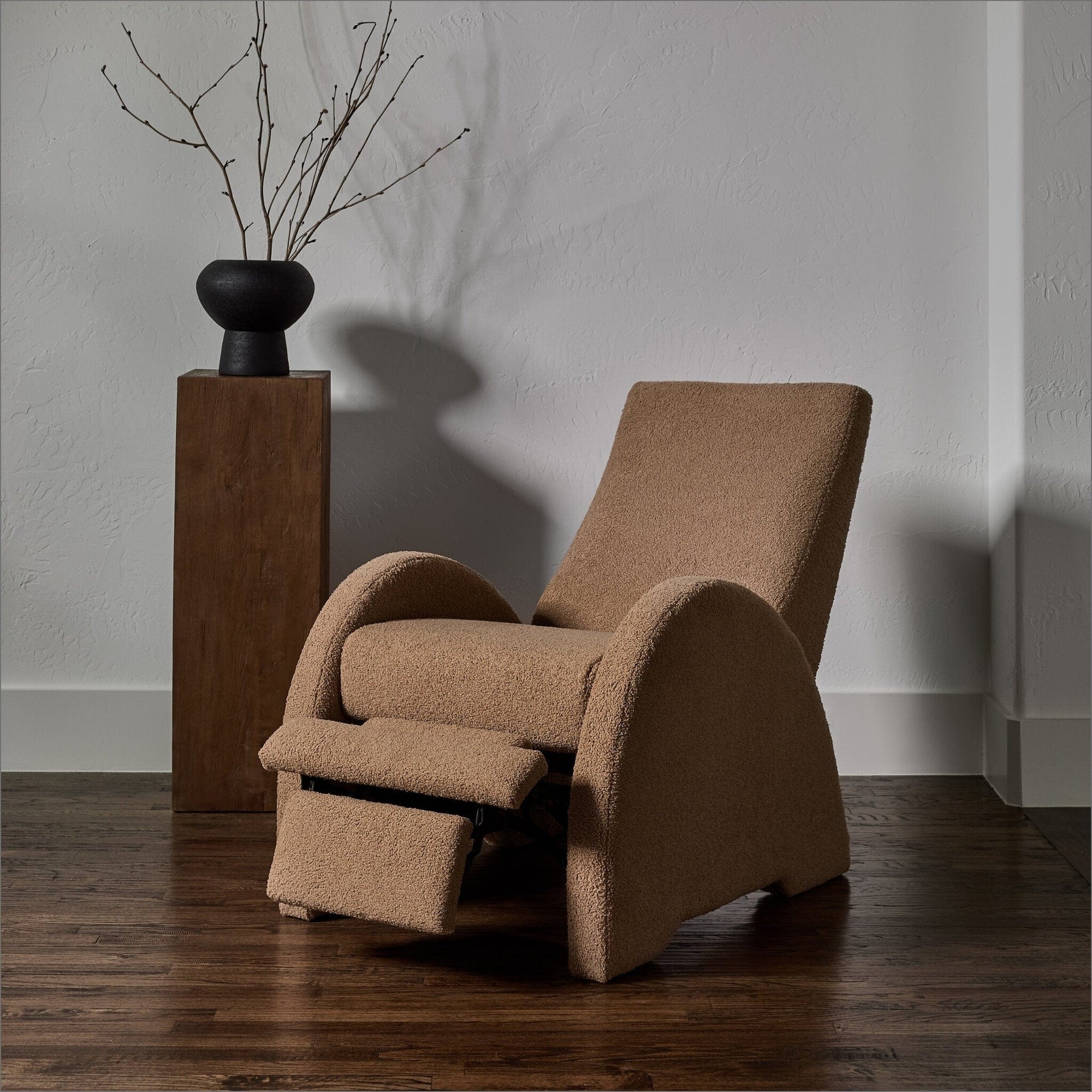 American Leather Zephyr Re-Invented Recliner