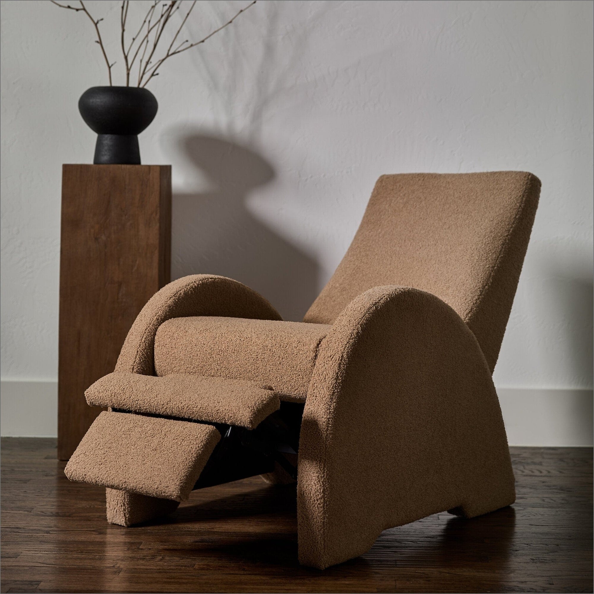 American Leather Zephyr Re-Invented Recliner