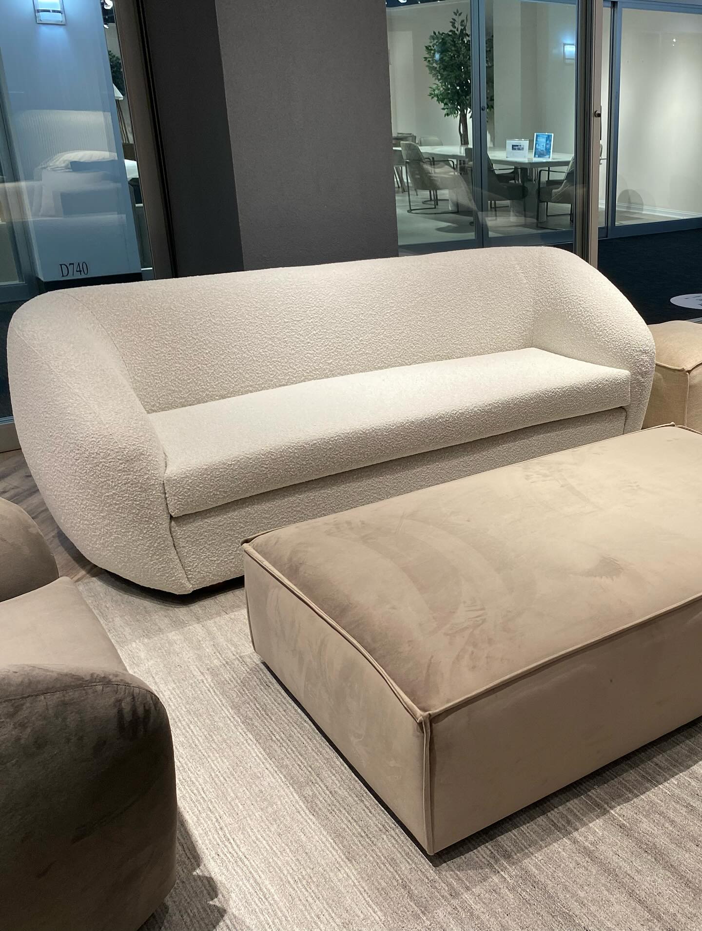 Romano Midtown Sofa